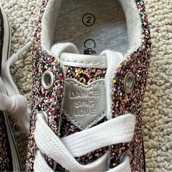 NWT Girls Cupcake Couture Glitter Sneakers Sz 2 - Picture 5 of 5